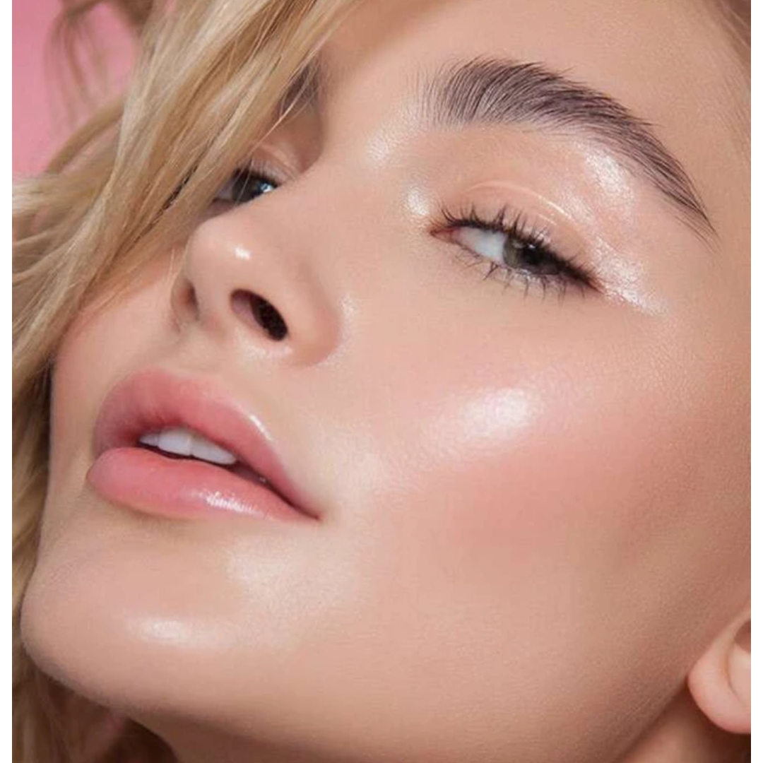 Loreal lumi glass stick (Natural glowing skin, moisurizer, primer and highlighter)